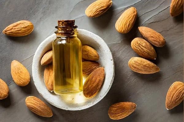 قیمت روغن بادام سیاه با کیفیت ارزان + خرید عمده